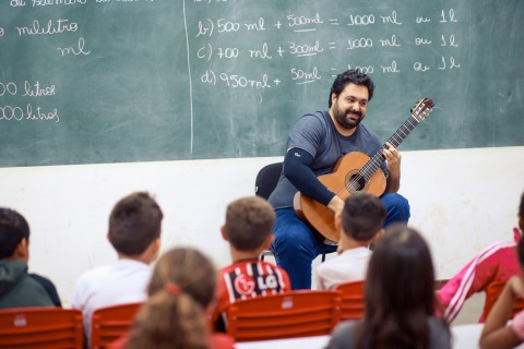 ARTE E MÚSICA